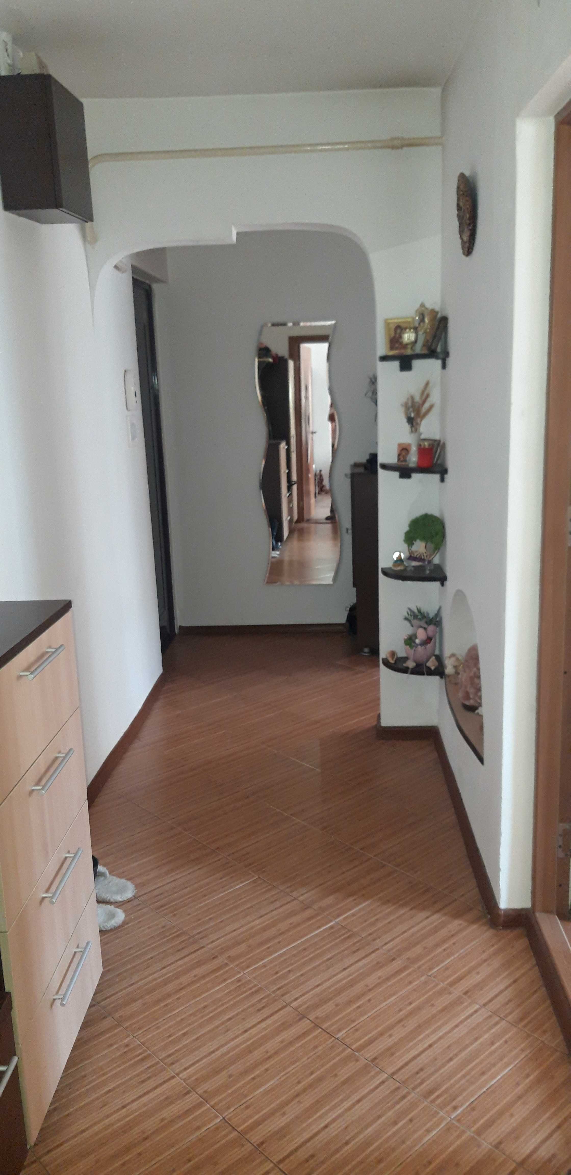 Apartament de vânzare