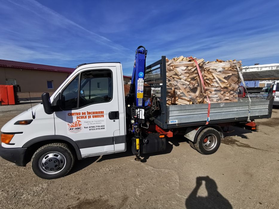 transport basculabil si macara