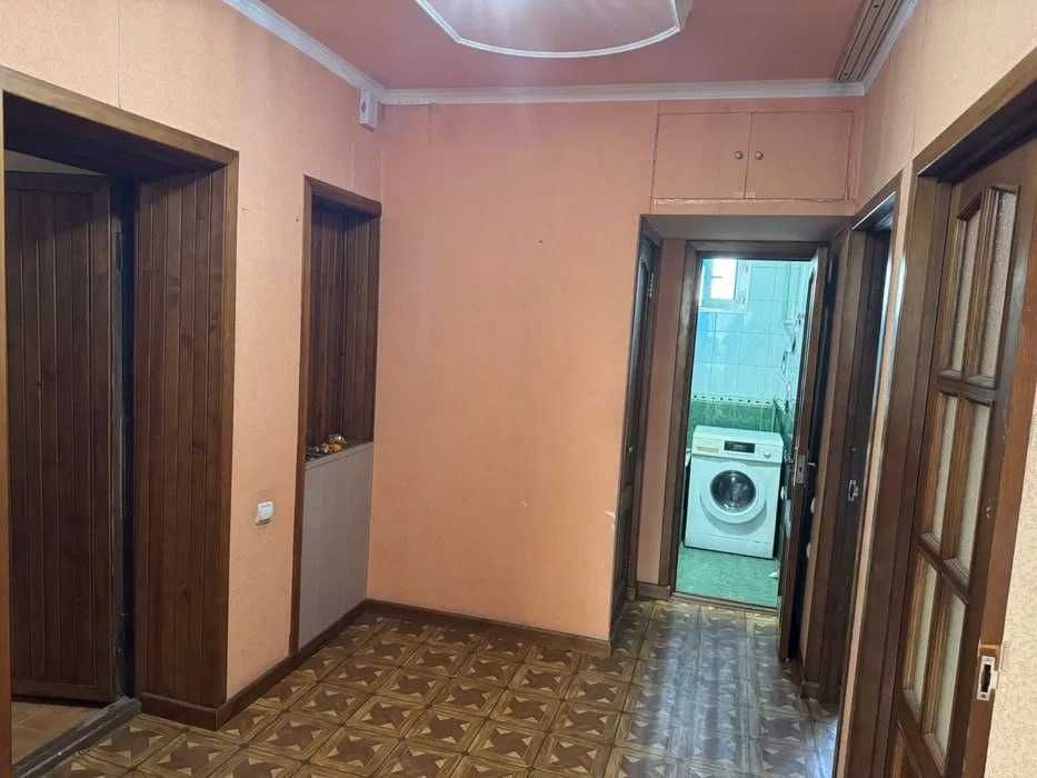 СРОЧНО !!! Продается квартира в Яшнабаде 2/2/4 ( 58 кв/м ) Янгиобод