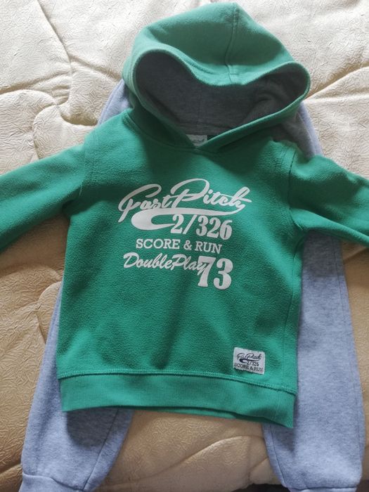 Продам детский костюм с утеплителем