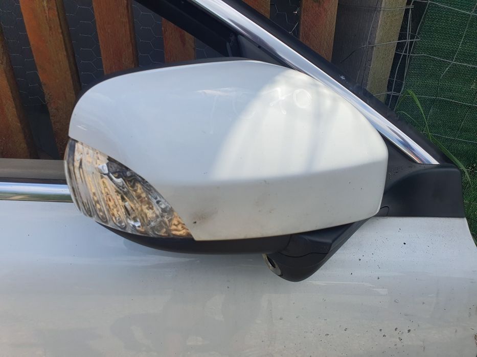 Oglinda/oglinzi stanga dreapta volvo xc 70 cu camera an 2009-2016
