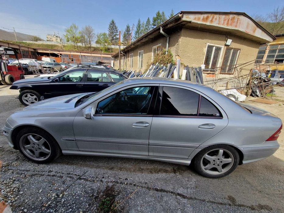 Mercedes W203 C270CDI 170кс AMG пакет навигация автоматик НА ЧАСТИ!