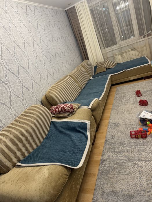 Продам диван в хорошем состоянии. Самовывоз Б/у