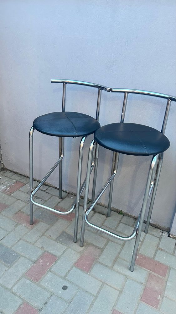 Set 2 scaune de bar cu structură metalică – stil modern