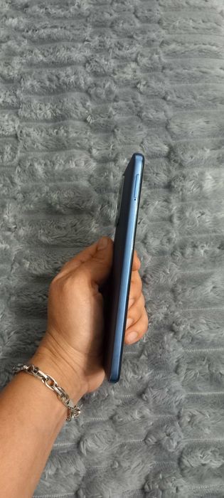 Телефон Redmi Note 11