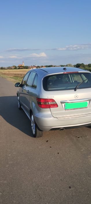 Vând Mercedes Benz B 180 CDI