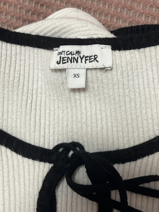 Бяла плетена блуза