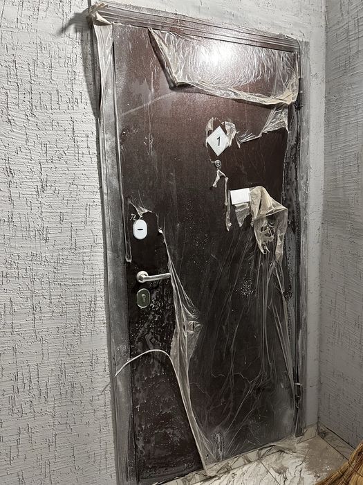 Продам Входную дверь