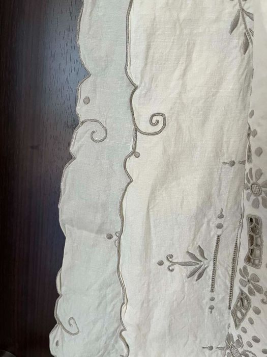 Покривка за маса 166/250 см.