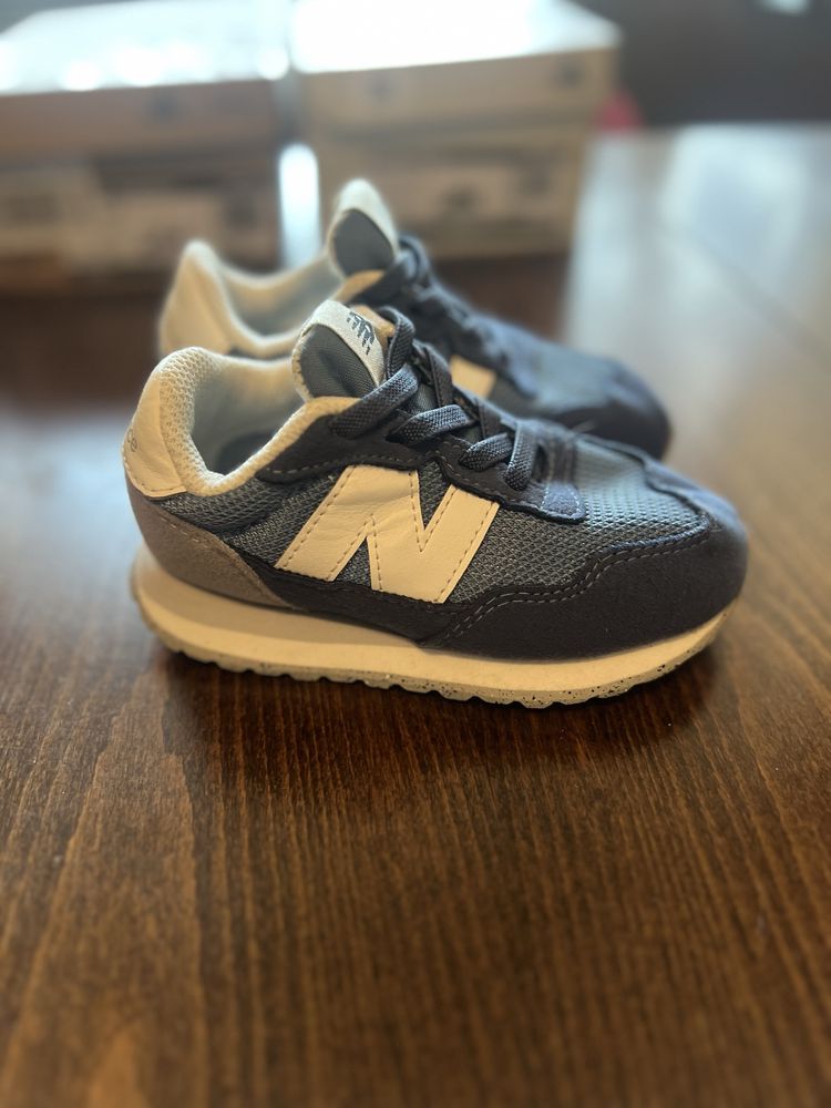 Маратонки детаки new balance
