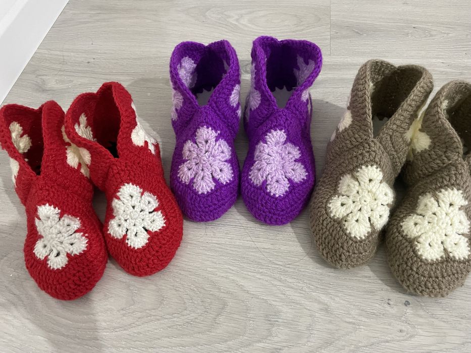 Следики очень теплые ручная работа заводской подошвой