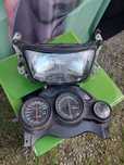 Far + ceas de bord -- Motocicleta SuZuki RF