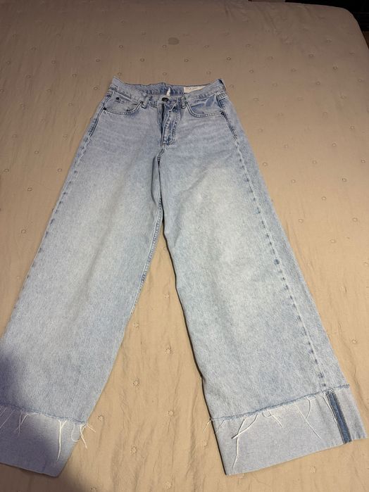 BERSHKA Якета, дънки, потник с пера и къса блузка