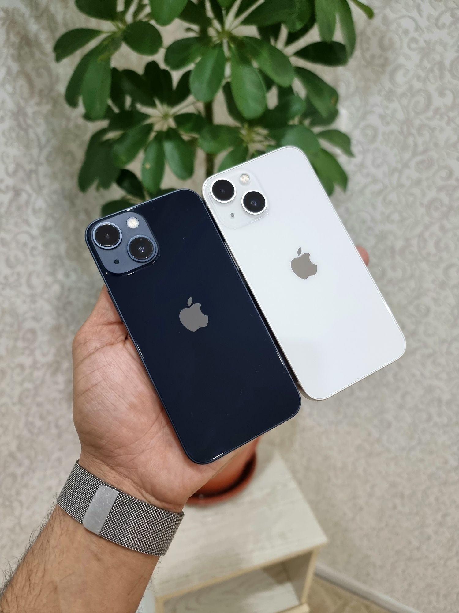 Продам iPhone 13 Mini 128GB телефон в отличном состоянии,