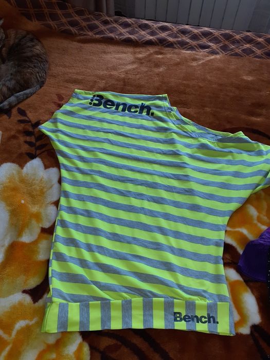 Продам одежду б/у,недорого женская..