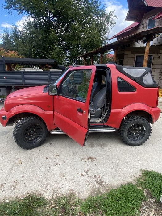 Vând sau schimb suzuki jimny