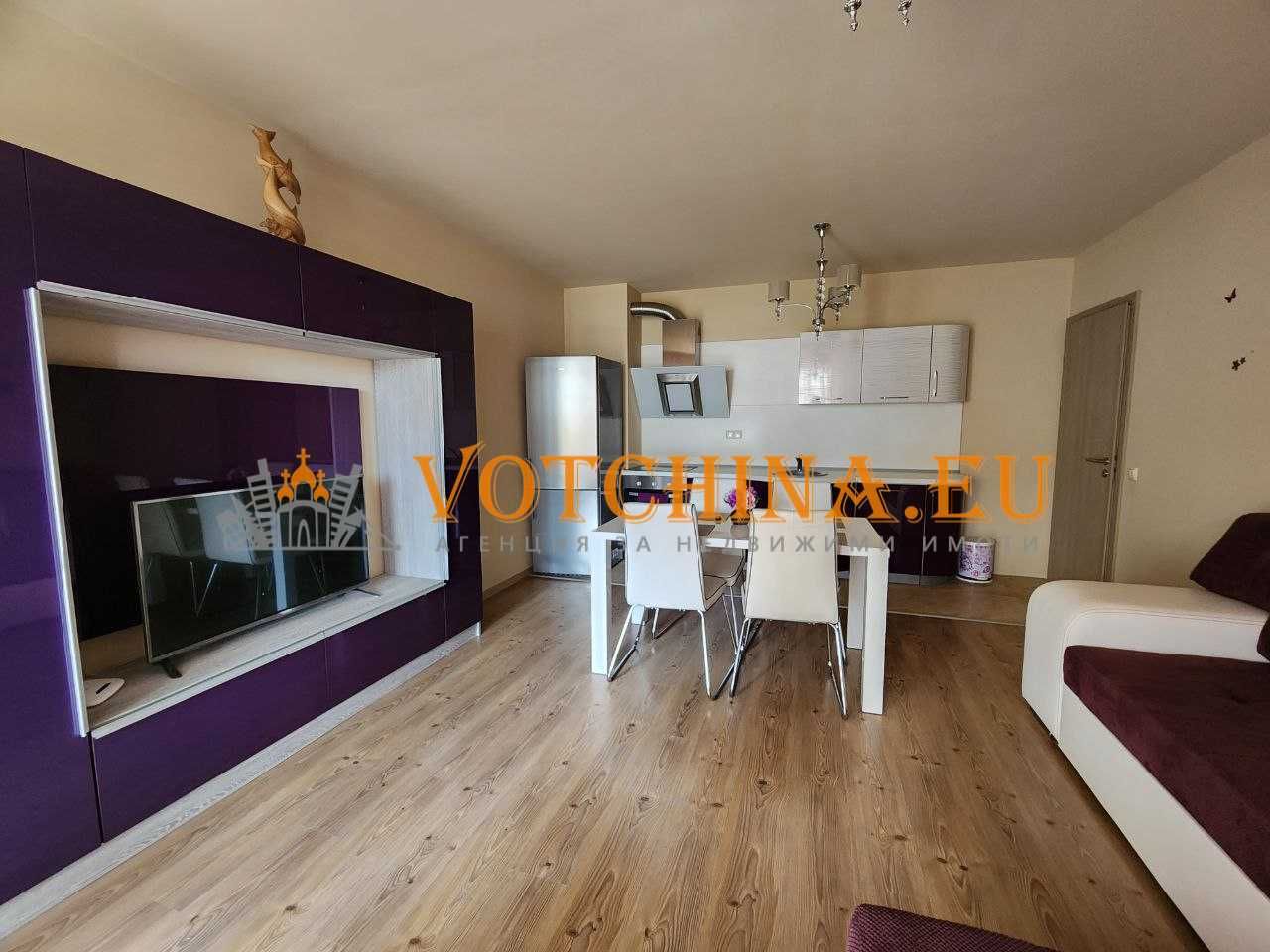 Продава се Двустаен апартамент в Варна, Център - 82 кв.м за 2401 €/кв.м - Снимка #2
