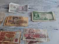 Стари банкноти излезнали от употреба