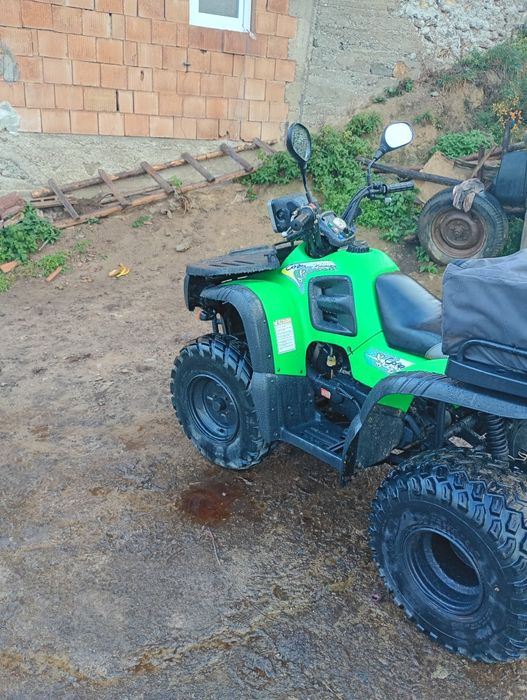 Vând ATV de 180cc foarte bun de funcționare recin a dus din Germania