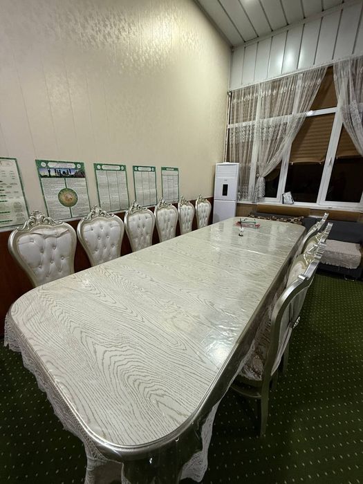 Стол стул сотилади. Холати аьло даражада Буюртма бн ясатганмиз.