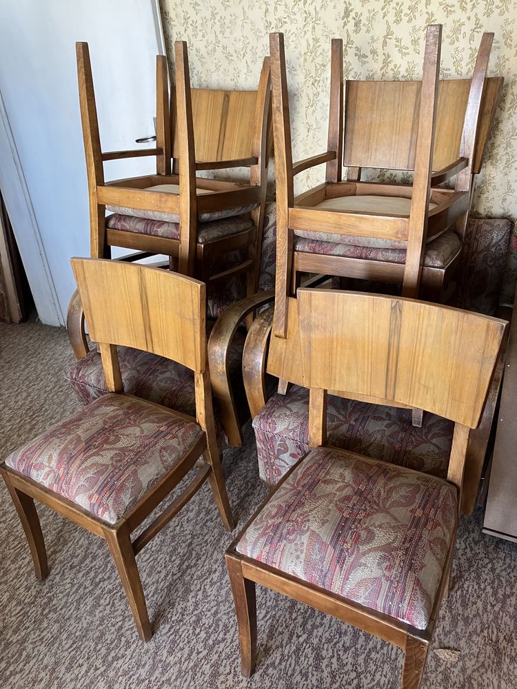 Комплект столове и две кресла