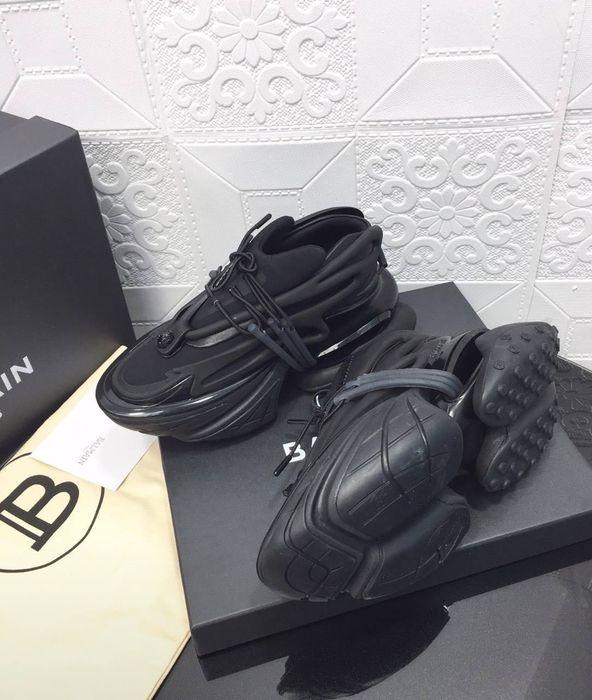 Balmain Sneakers 38