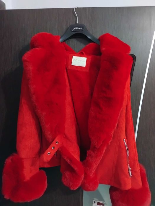 Велурено яке с пух