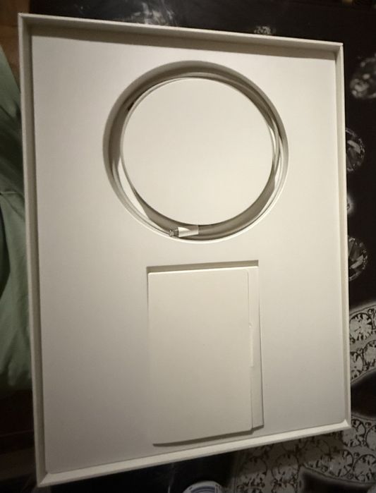 Ipad 12.9 pro model - A1584