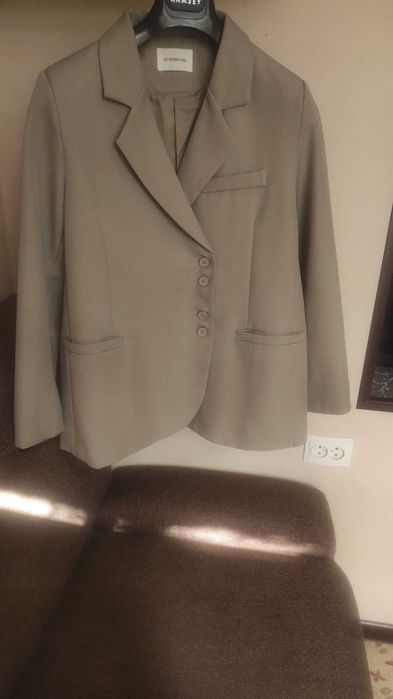 Женский пиджак оверсайз