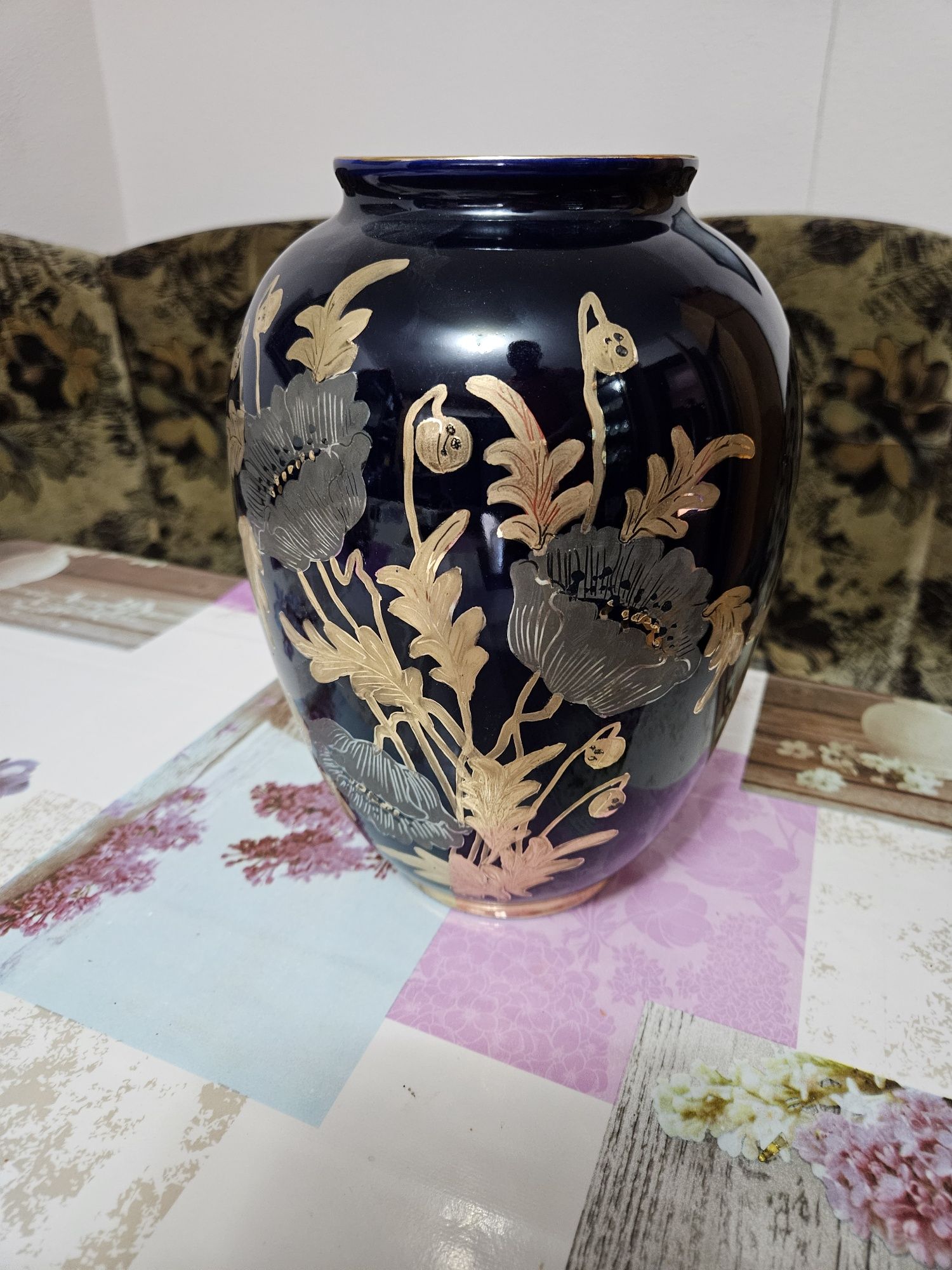 Vaza veche anii 80 ceramica curtea de arges 30 cm