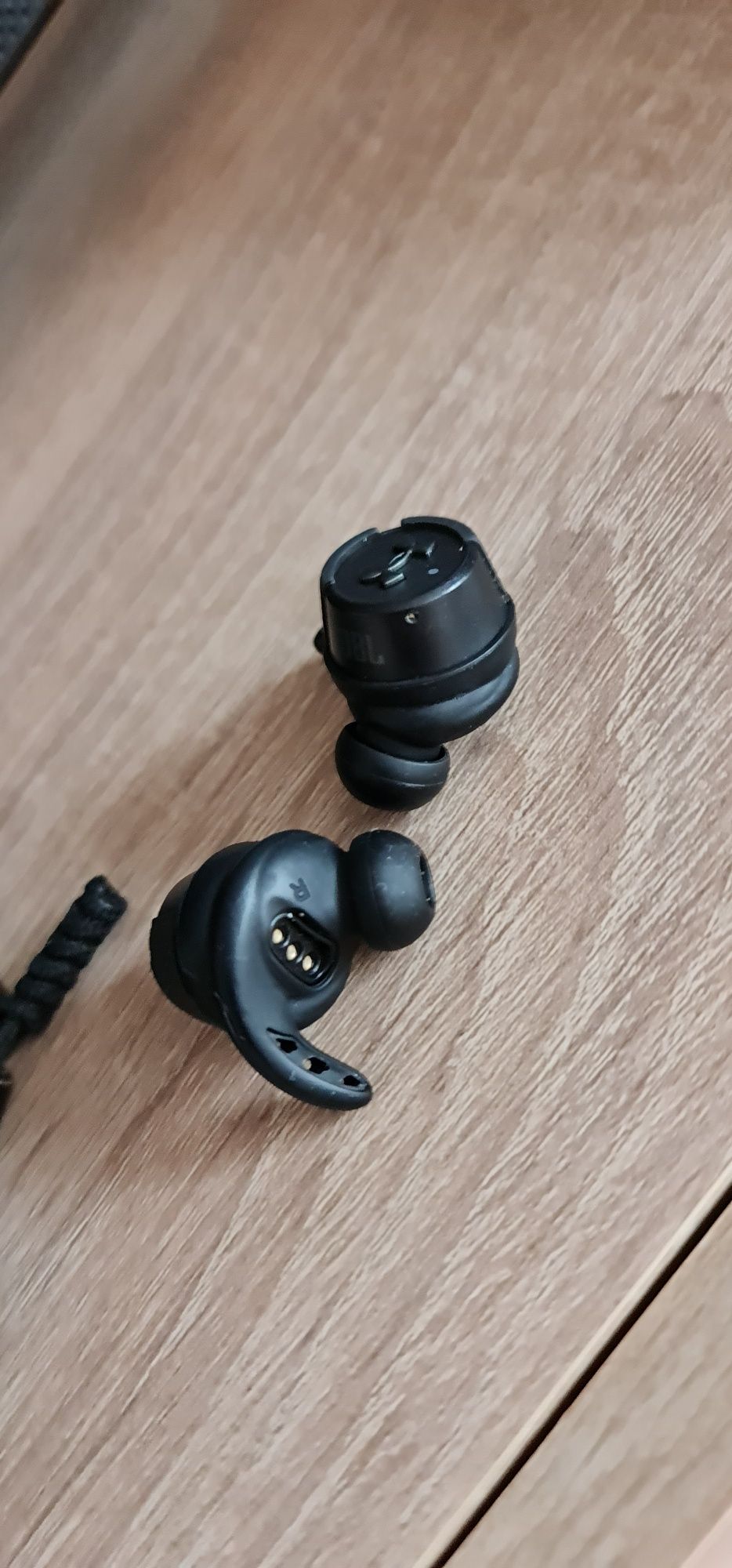 Căști wireless In ear JBL Under Armour defect (citiți anunțul)