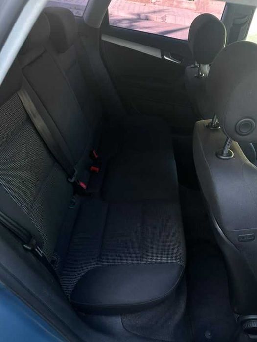 Vând Audi A3 2.0 TDI Sportback DPF Ambition
