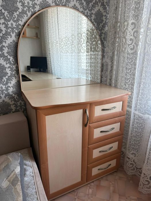 Продам мебель  в комнату