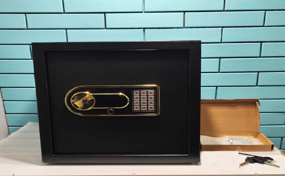 Mejasg 31 L огнеупорен сейф с аларма и чанта 37x31x31см