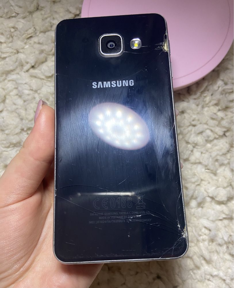 Samsunga Galaxy A3-2016