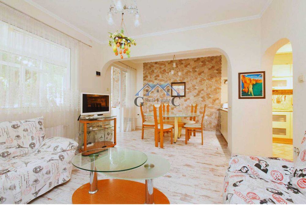 Продава се Многостаен апартамент в Варна, Център - 140 кв.м за 1779 €/кв.м - Снимка #4