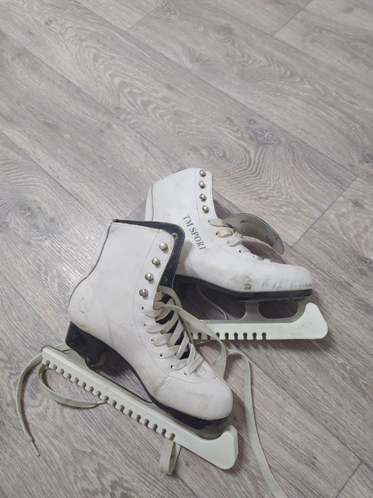 Коньки буу 10000