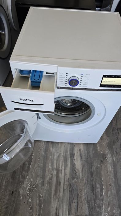 Пералня Siemens iq800