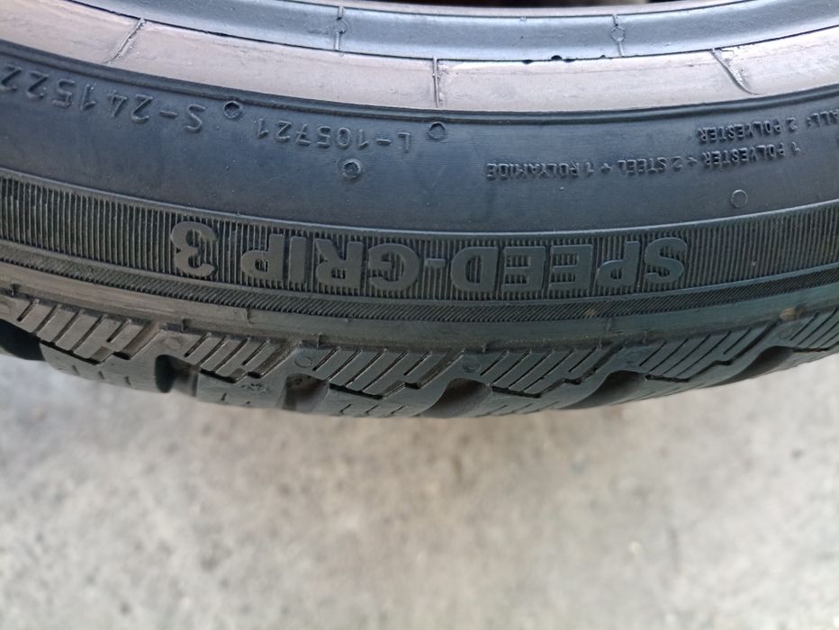 2 anvelope de iarna Semperit 235/35 R19 dot 2523