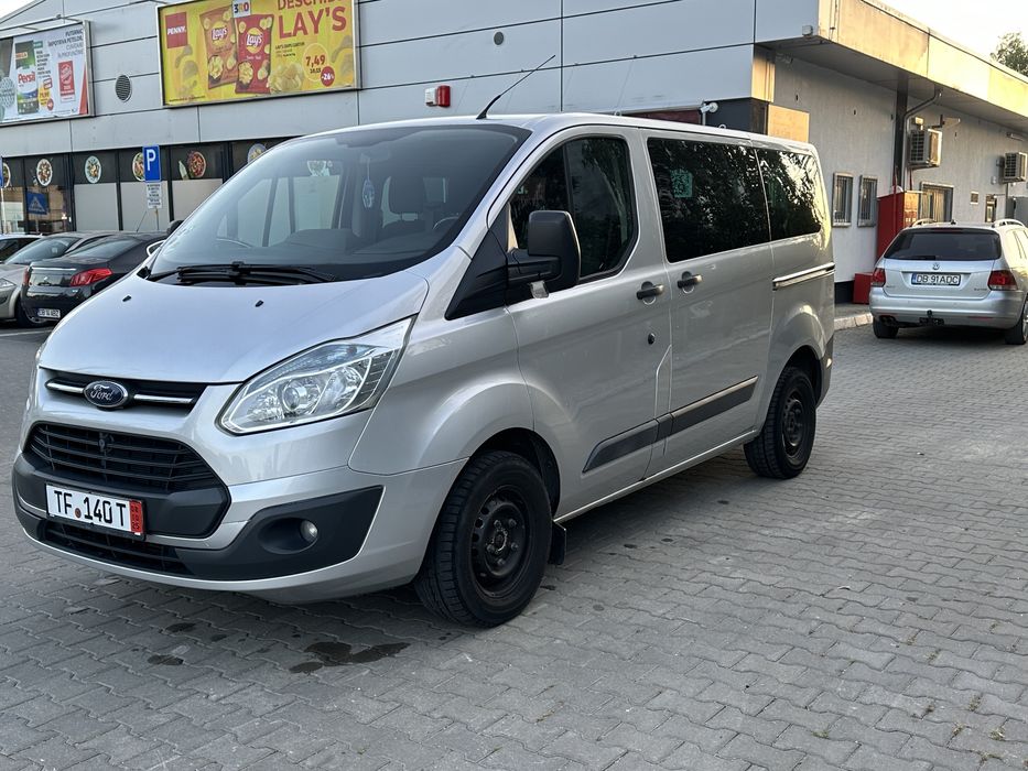 Ford Tranzit Custom 8+1