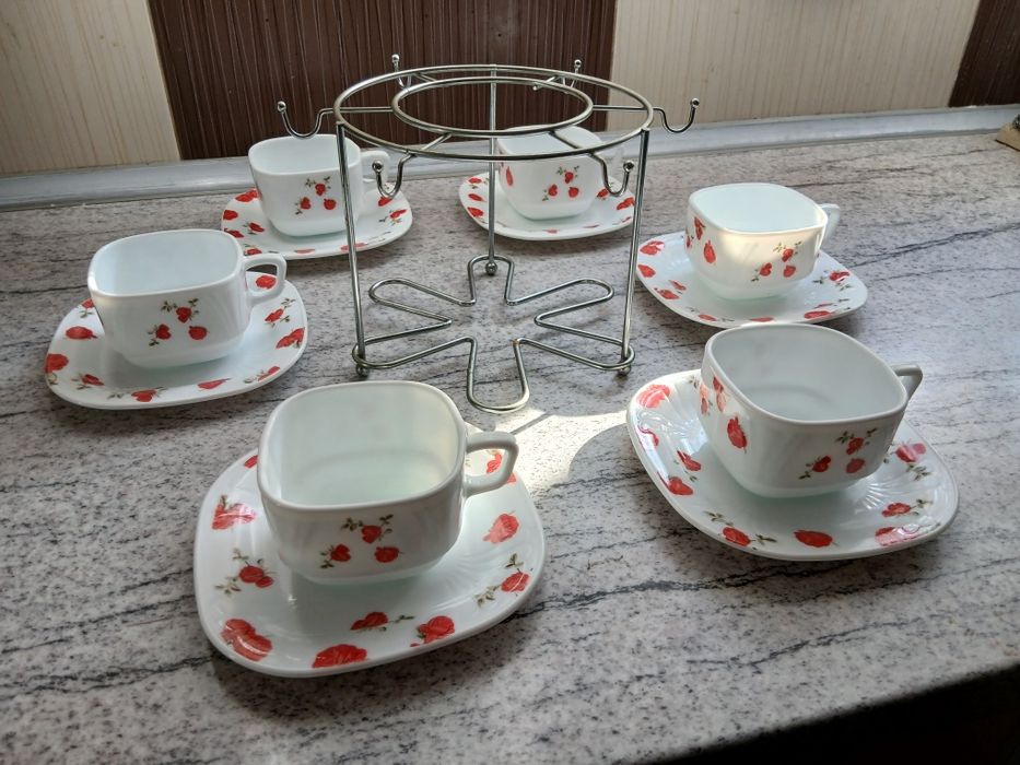 Set cafea 12 piese portelan marca Dinova Saina plus suport pastrare