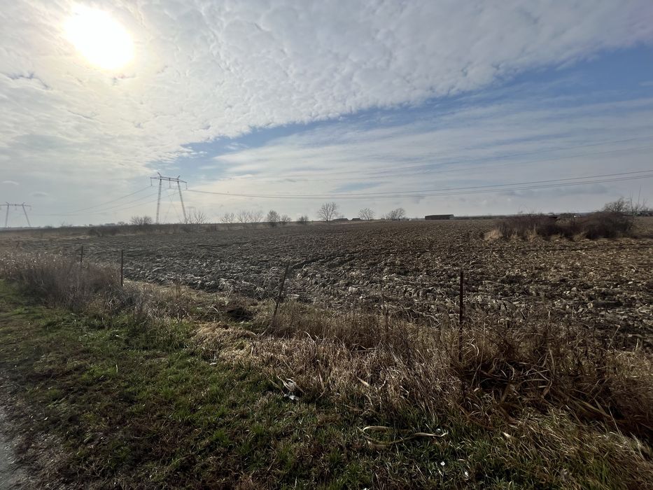 Vand sau schimb cu auto teren la autostrada A1 Pitesti-Bucuresti km32