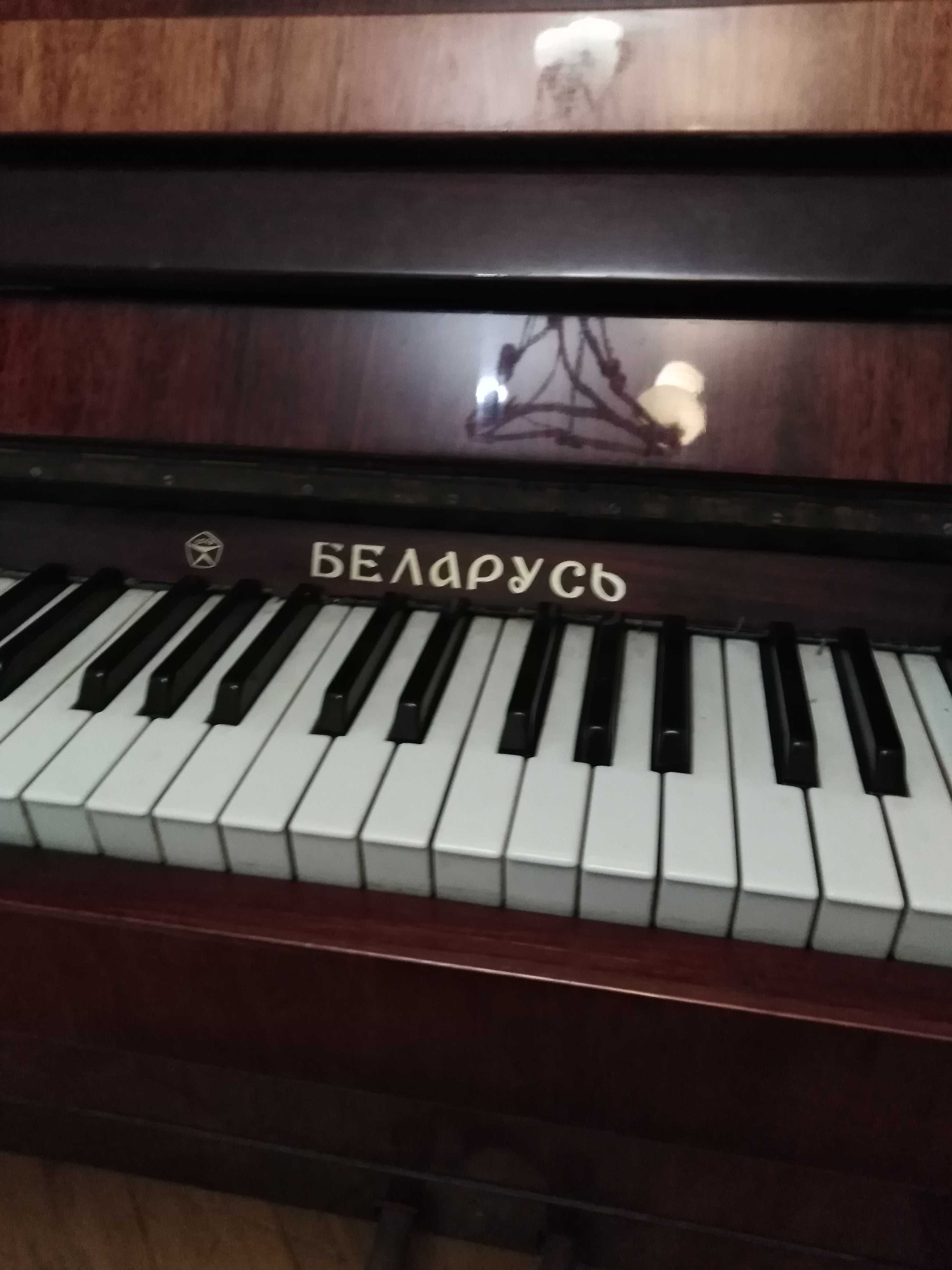 продавам пиано  Беларус