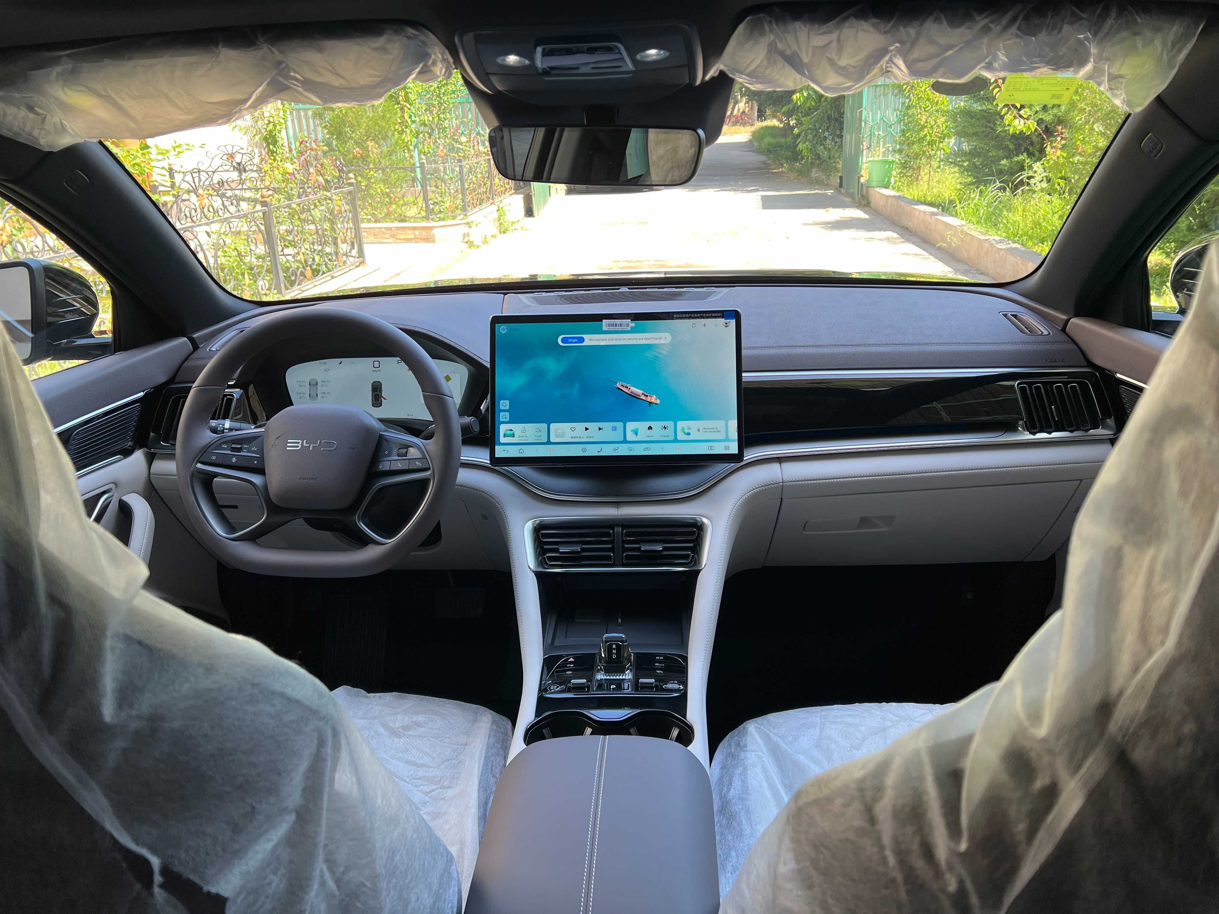 BYD Song Plus 605 km Smart, Yangi, Oq va Qora, Notariusga tayyor