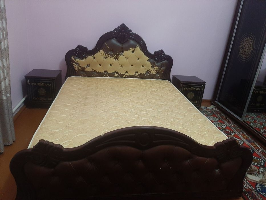 Мебель сотилади бахоси кэлишилади