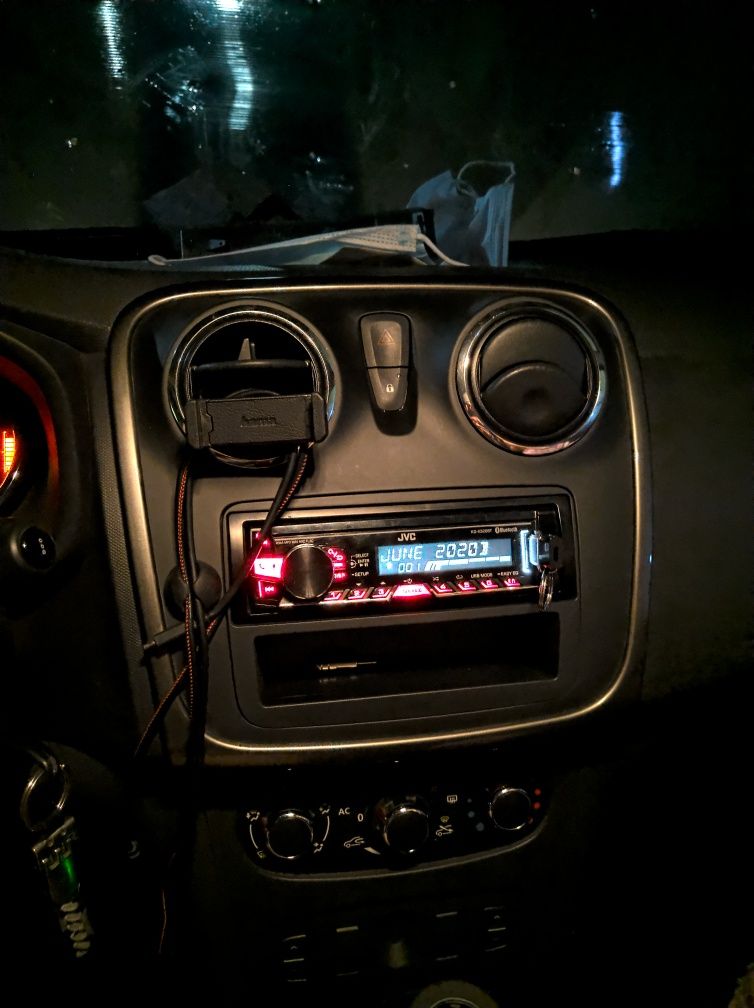 Set audio Dacia Sandero