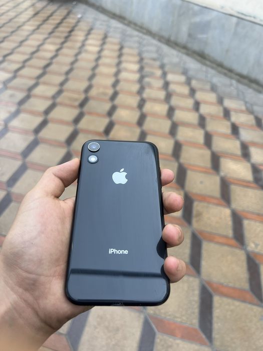 Iphone Xr tiniq telfon