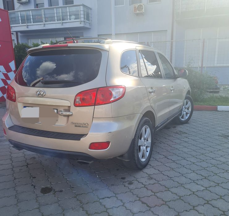 Hyundai Santa Fe 2.2 CRDI 4X4-7 locuri