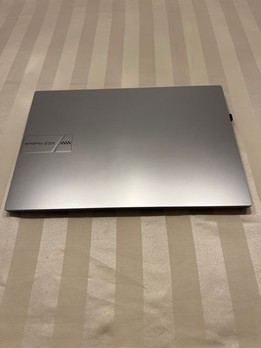 ASUS Vivobook 16 X1605ZA 16” Laptop - Intel Core i7, 512 GB SSD