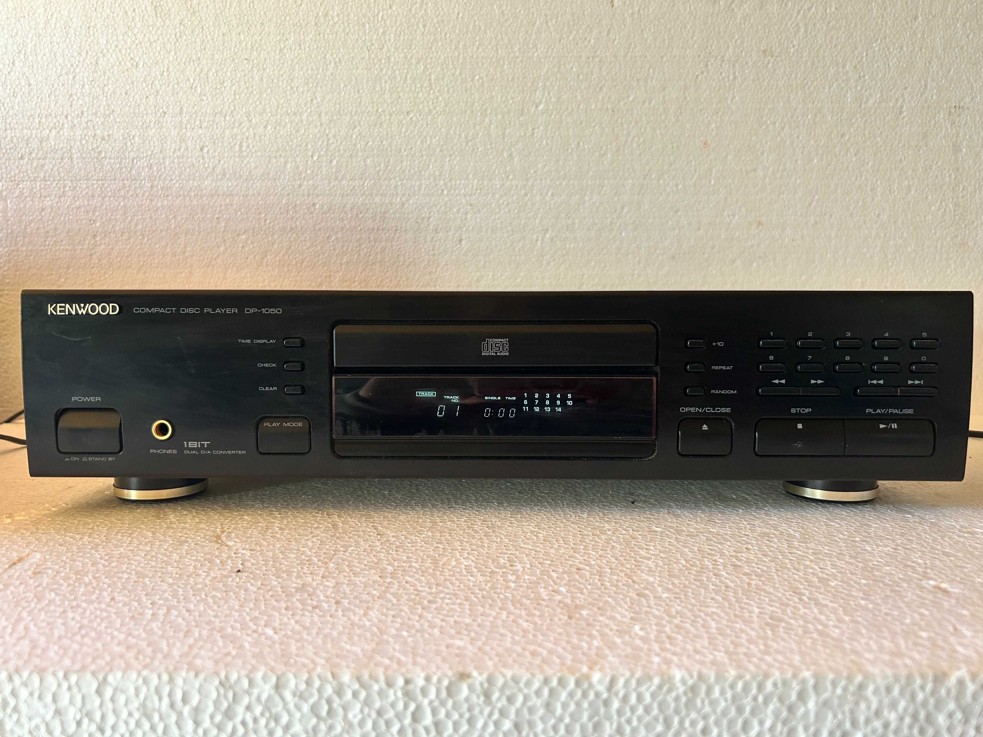 CD Player Kenwood DP 1050 Great Condition